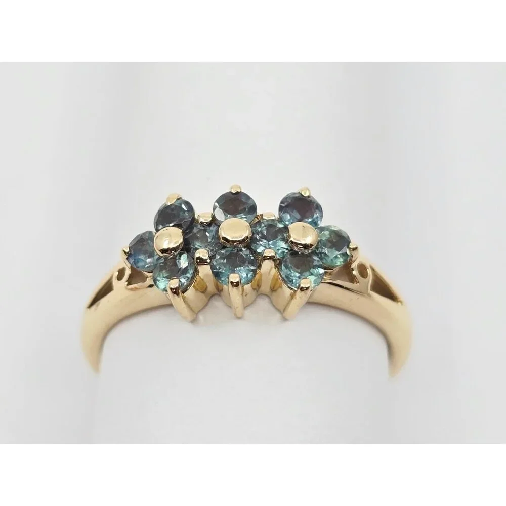 Beautiful 14K Karat Solid Yellow Gold Designer Green Spinel Ring - Size 8